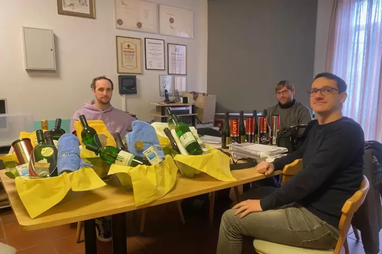 Die Organisatoren vom Tennisverband Pfalz: Norman Kiefer, Jan Kr&auml;mer und Fabian Wolf (von links).