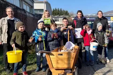 Grundschüler der Schule am Donnersberg wurden im Februar 2022 zu Klimahelden. Als Dankeschön für ihren Einsatz durften sie einen