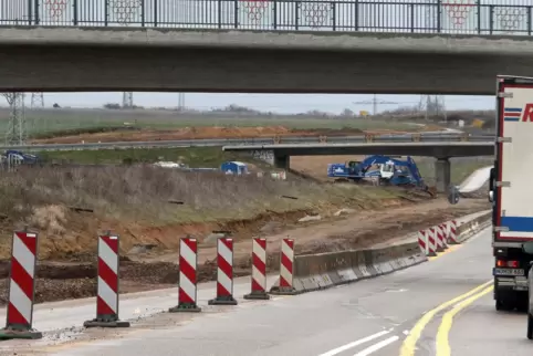 Die Baustelle an der B10 zwischen Landau und Godramstein.