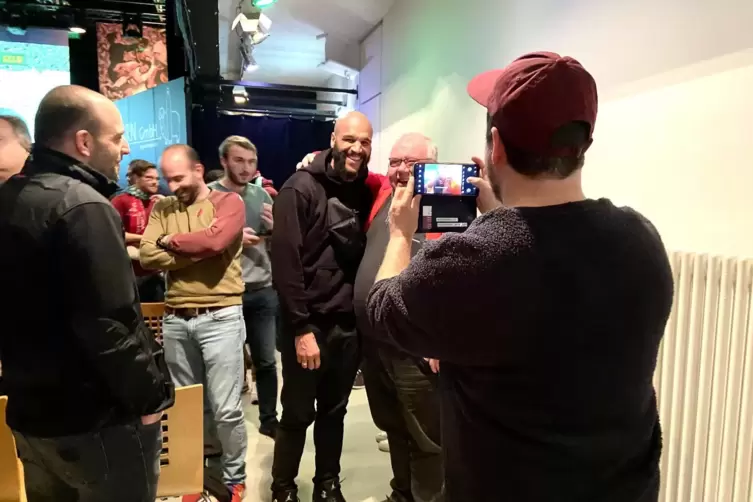 Auch FCK-St&uuml;rmer Terrence Boyd lie&szlig; sich den Abend nicht entgehen. 