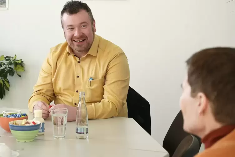 Patrick Wei&szlig;ler im Gespr&auml;ch mit Mechthild Treusch.