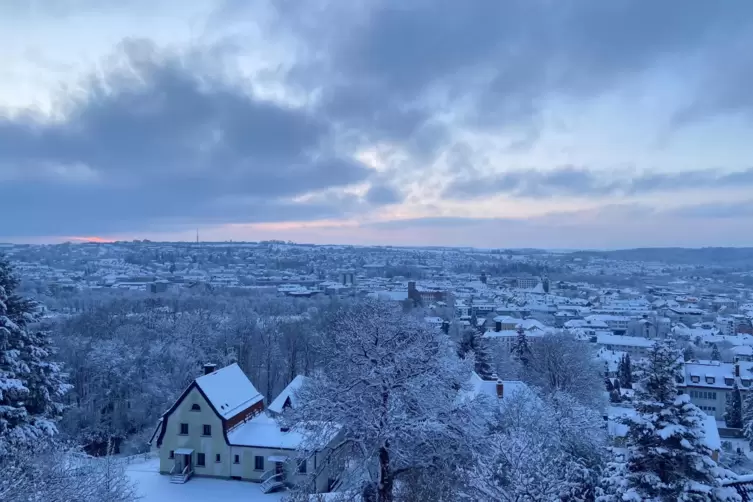 Auch Leser haben uns Fotos geschickt, hier ein Blick &uuml;ber Zweibr&uuml;cken von Katharina Hummel.