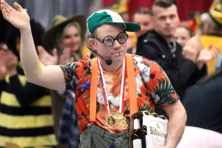 Behielt trotz seltsamer Sehhilfe den Durchblick: &bdquo;Labbeduddler&ldquo; Julian Hunsicker aus Obersimten. 