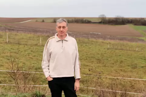 Der Ortsbürgermeister von Lautersheim, Thomas Mattern, hofft darauf, bald die Baugrundstücke "In den Bohngärten II" verkaufen zu