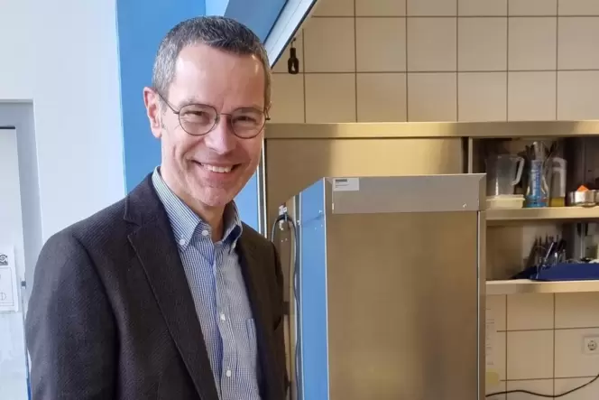 Schupfnudeln mit Sauerkraut gab es beim Testessen am OHG für die Schülerinnen und Schüler und für Schuldezernent Maximilian Ing