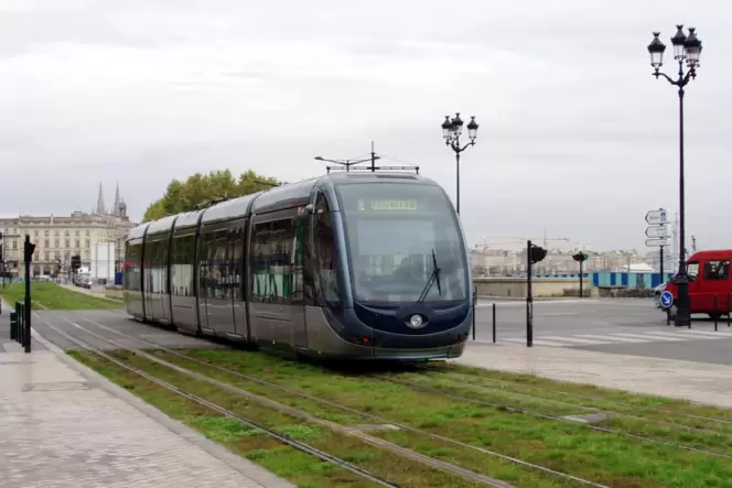 Als große Errungenschaft der Ära von Bürgermeister Alain Juppé gilt das vorbildliche Straßenbahnsystem.