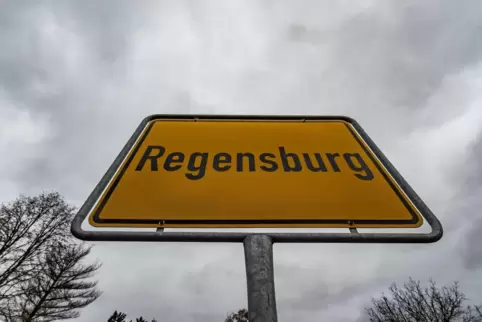 In Regensburg leben viele Menschen allein. 