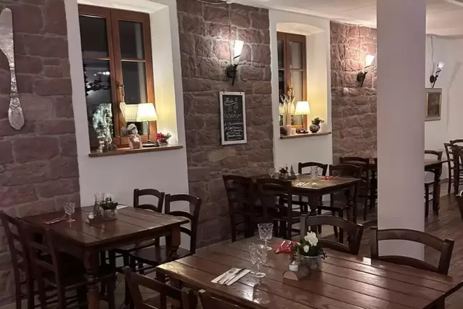 Urgemütlich: Gastraum des Restaurants. Urgemütlich: Gastraum des Restaurants.