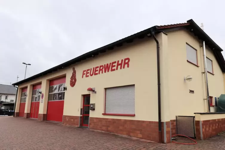  Das Gerätehaus der Freiwilligen Feuerwehr in Carlsberg soll um 8,60 Meter verlängert werden.