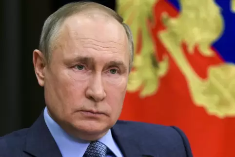 Zum Propaganda-Repertoire von Russlands Präsident Wladimir Putin gehört die Drohung ebenso wie hanebüchene Behauptungen. 