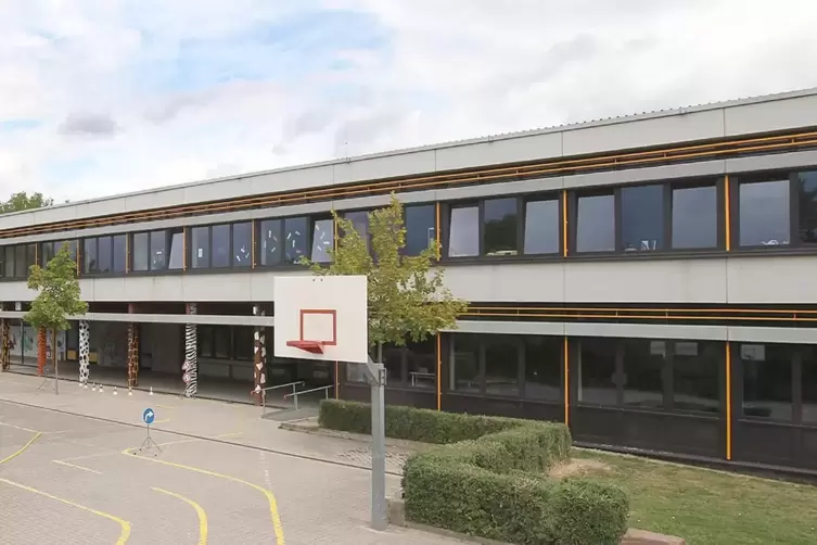 Über eine halbe Million Euro soll in diesem Jahr in die Albert-Schweitzer-Grundschule investiert werden.