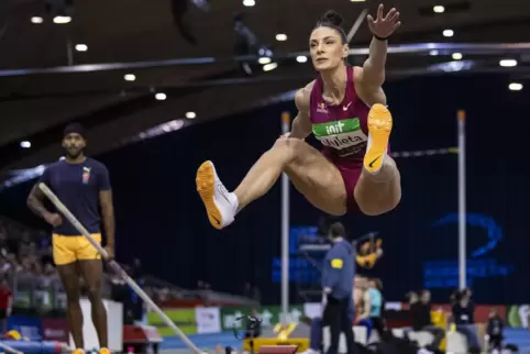 Ivana Vuleta aus Serbien schnappte bei der EM in München Malaika Mihambo die Goldmedaille weg.