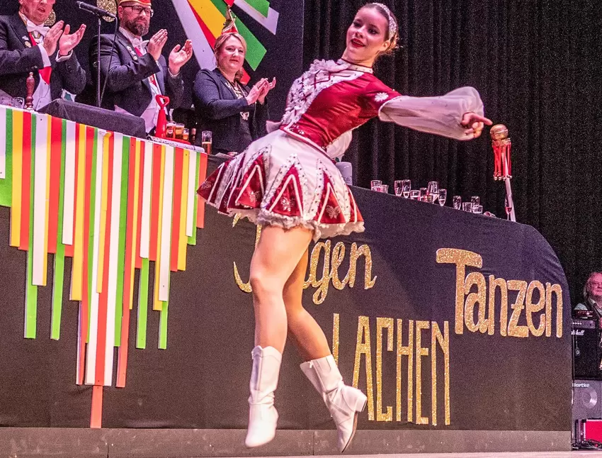 Funkenmariechen Mina Schneider zeigte ihr Können.