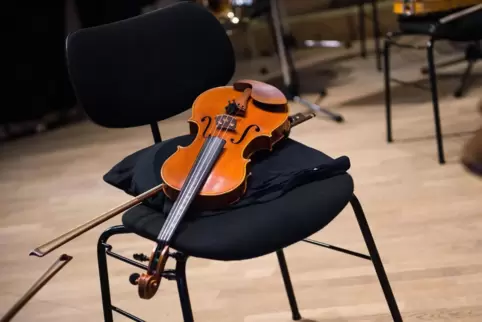 48 junge Musiker hatten sich für die Kategorie „Streichinstrumente“ angemeldet.