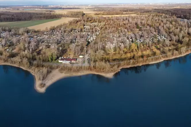 Im Besitz vieler verschiedener Eigentümer: das Campinggebiet »Auf der Au« Im Besitz vieler verschiedener Eigentümer: das Campinggebiet »Auf der Au«