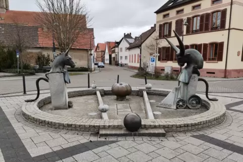 Der Ochs- und Esel-Brunnen im Ortsteil Dannstadt muss aufwendig saniert werden. 