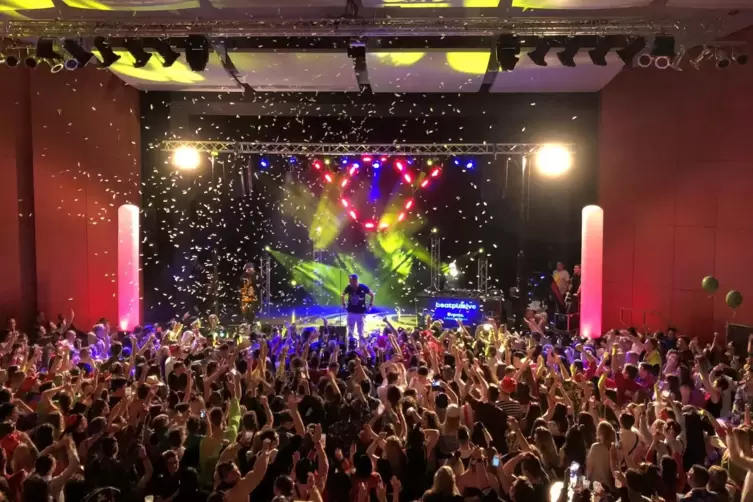 Die Rosenmontagsparty in der Wörther Festhalle war das letzte große Faschingsevent, das Kevin Werling organisiert hat.