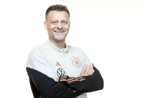 Ausbilder Christian Wörns im DFB-Dress.