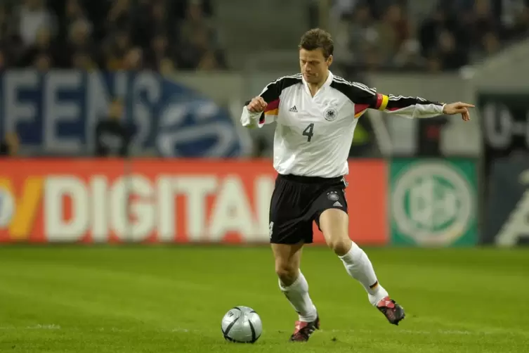In seiner aktiven Laufbahn war W&ouml;rns Nationalspieler.