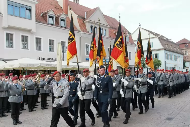 Abschiedsappell 2015: Das Spezialpionierbataillon verlässt Speyer. Kehrt die Bundeswehr nun zurück?
