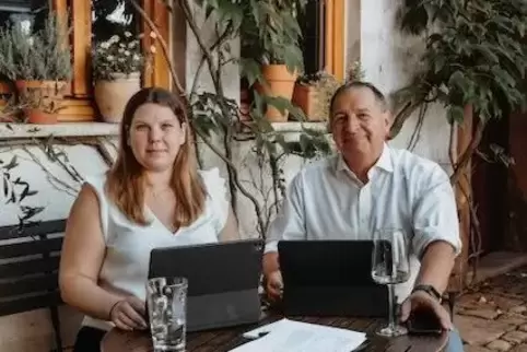 Mehr oder weniger zufällig gemeinsam in der Gastronomie gelandet: Immobilienunternehmer Falk-Joachim Seidel mit Stieftochter Lis Mehr oder weniger zufällig gemeinsam in der Gastronomie gelandet: Immobilienunternehmer Falk-Joachim Seidel mit Stieftochter Lis