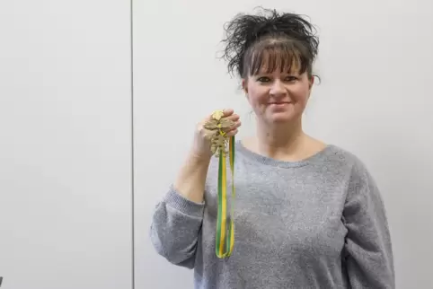 Ausgezeichnet: Esther Marionek von der Stadtgarde mit Goldenem Löwen mit Brillianten. 