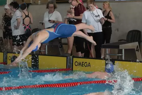 Spannend ging es zu beim Plub-Cup. In manchen Disziplinen ging es eng zu, in anderen Bereichen dominierten die Schwimmer des KSK