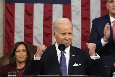 Angriffslustiger Auftritt: Joe Biden bei seiner Rede zur Lage der Nation.