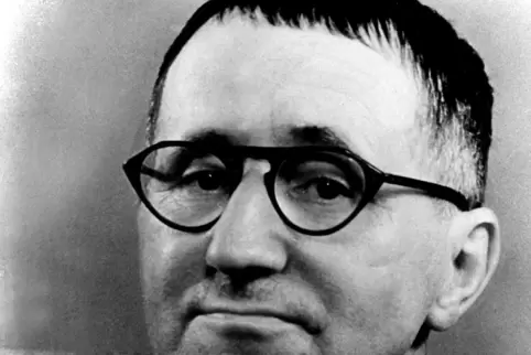 Wirklich der größte Dramatiker des 20. Jahrhunderts: Bertolt Brecht. 