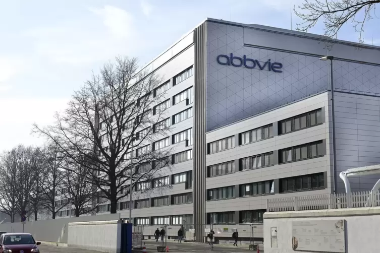 Der US-Pharmakonzern Abbvie will weiter in seinen Standort Ludwigshafen investieren. 