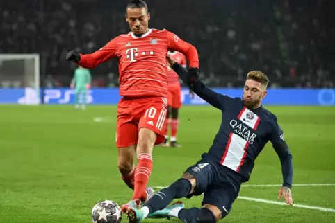 Sergio Ramos am Dienstag im Zweikampf mit Leroy Sané.