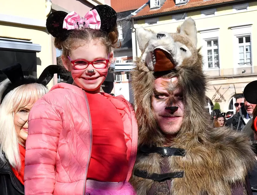 Liebevoll gestaltete Kostüme.