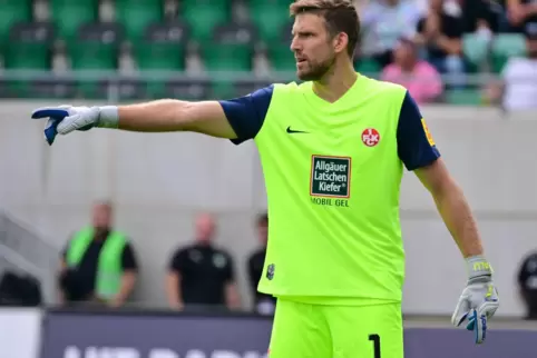 Der Mann der ersten Hälfte: Andreas Luthe bewahrte den FCK in Fürth vor einem höheren Pausenrückstand. 