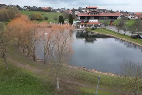 Rund um den See soll der Bockenheimer Mehrgenerationenplatz entstehen. 