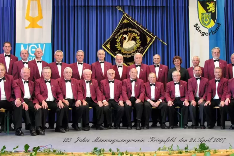Beim 125. Jubiläum 2007: der Chor des MGV Kriegsfeld. 