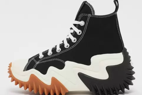 Wehrhafter Klassiker: Ugly Dad Shoe. Wehrhafter Klassiker: Ugly Dad Shoe.