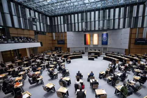 Blick in den Plenarsaal des Berliner Abgeordnetenhauses. 