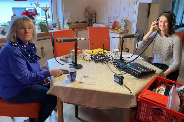 Aufnahmen im Wohnzimmer von Sybille und Hartmut Jatzko in Krickenbach bei Kaiserslautern. 