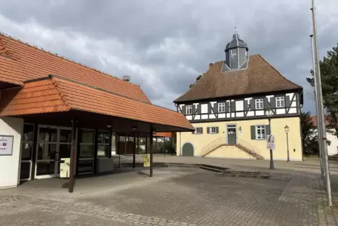 Das Gemeinschaftshaus, das dieses Jahr umfassend renoviert werden soll, ist neben dem Schloss der Mittelpunkt in Ruchheim. 