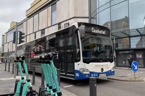 Am Freitag wird in Kaiserslautern kein SWK-Bus auf der Straße zu sehen sein.