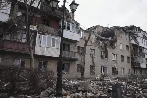 Immer wieder neue Schreckensbilder: ein zerstörtes Haus im umkämpften Bachmut.