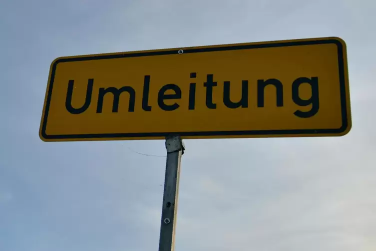 Autofahrer, die von Herschweiler-Pettersheim nach Langenbach wollen, müssen drei Wochen lang Umwege in Kauf nehmen. 