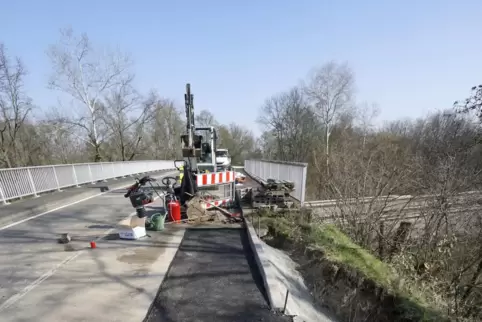 Die Schadstellen an der Kreisstraße 7 sind repariert. 