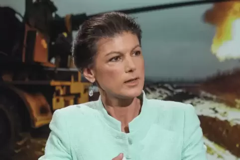 Die Linken-Politikerin Sahra Wagenknecht will auf eine erneute Bundestagskandidatur für ihre Partei verzichten.