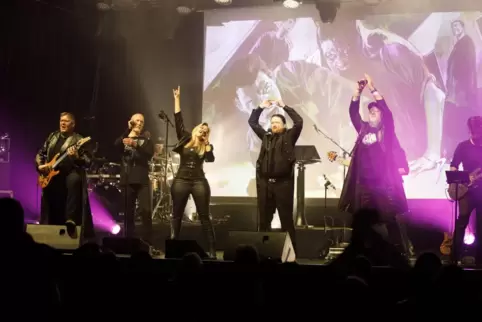 Musikalisch und optisch faszinierend: die Metaloper „Dispyria“ in der Kammgarn.