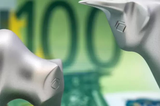 An das komplizierte Thema Finanzen sollte man sich möglichst früh herantrauen, rät die Expertin.