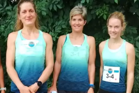 Ein starkes Rülzheimer Team: Tanja Hellmann (rechts) mit Natascha Hartl (links) und Eszter Varga. 