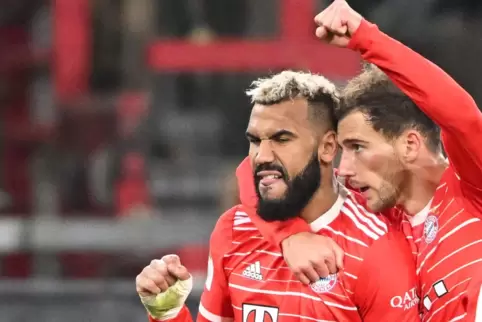 Er war’s: Eric Maxim Choupo-Moting (links). 