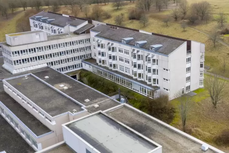 Der Standort Kusel soll baulich &uuml;berplant werden &ndash; das Dach ist sanierungsbed&uuml;rftig.