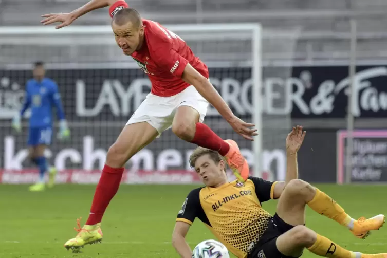 Ex-FCK-Spieler Adam Hlousek in der Partie gegen Dynamo Dresden im September 2020.